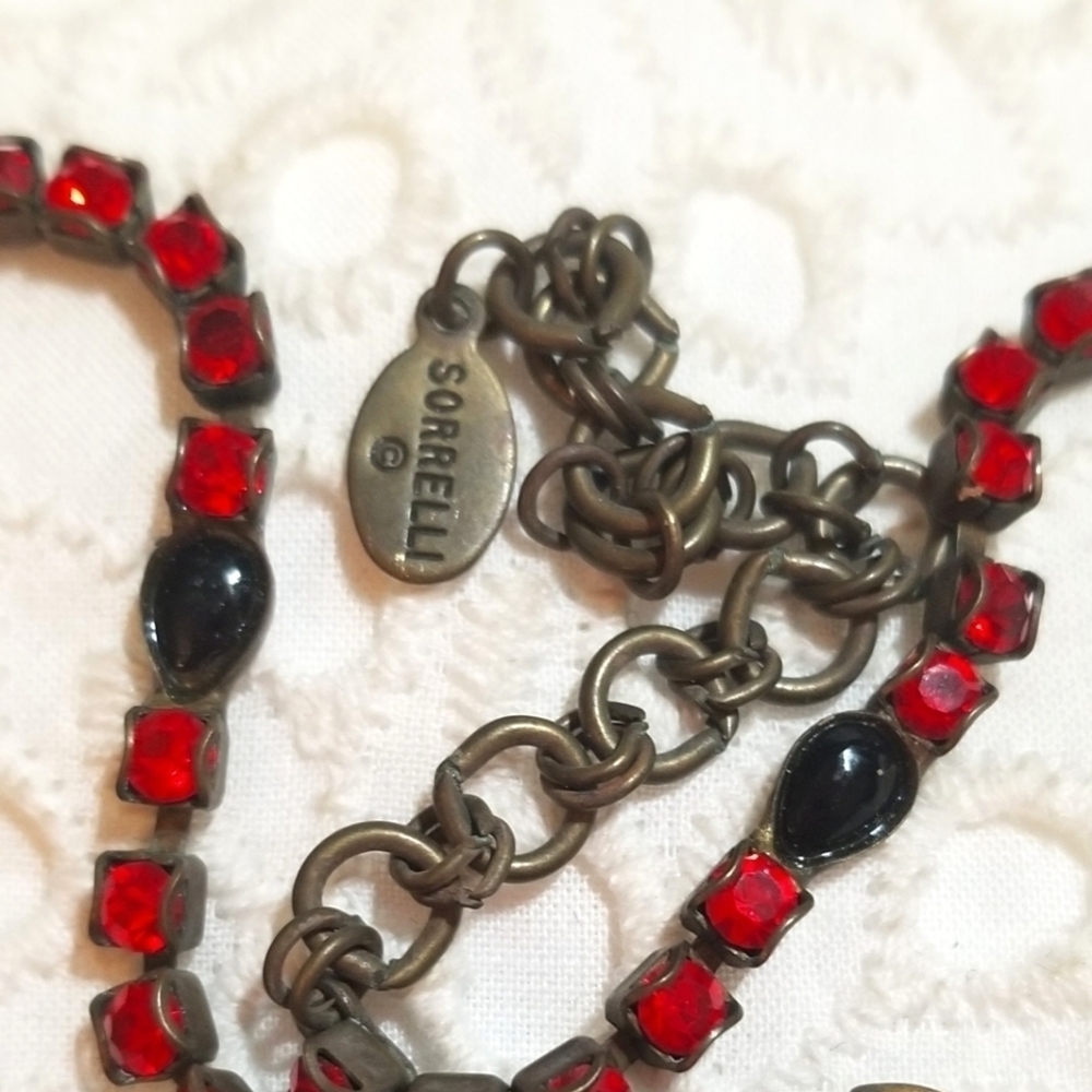 Sorrelli Swarovski Crystal Vintage Necklace - Picture 4 of 7